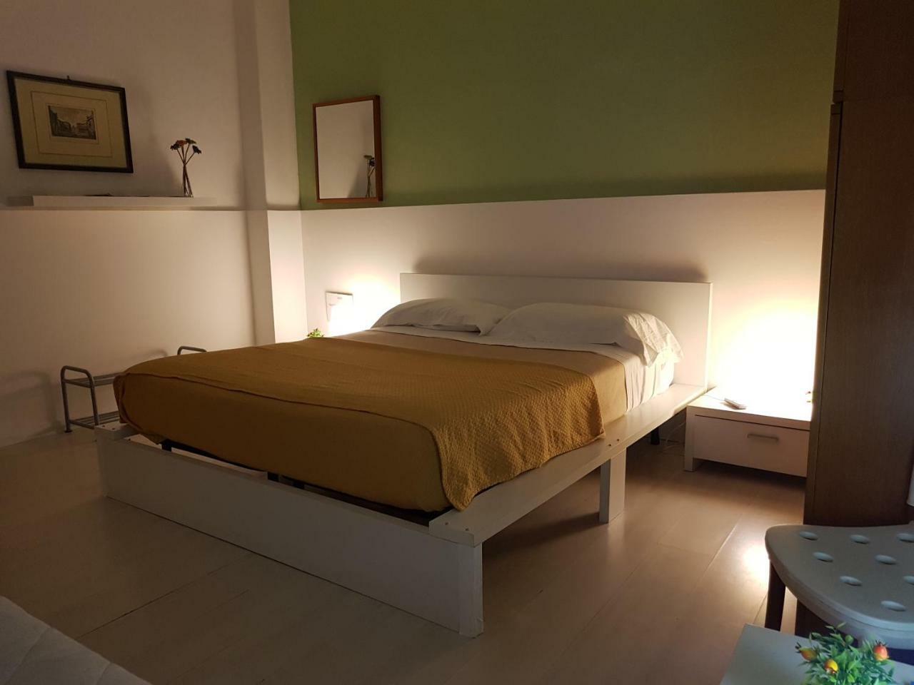 Borgo Marinaro Hotel Aci Castello Exterior photo